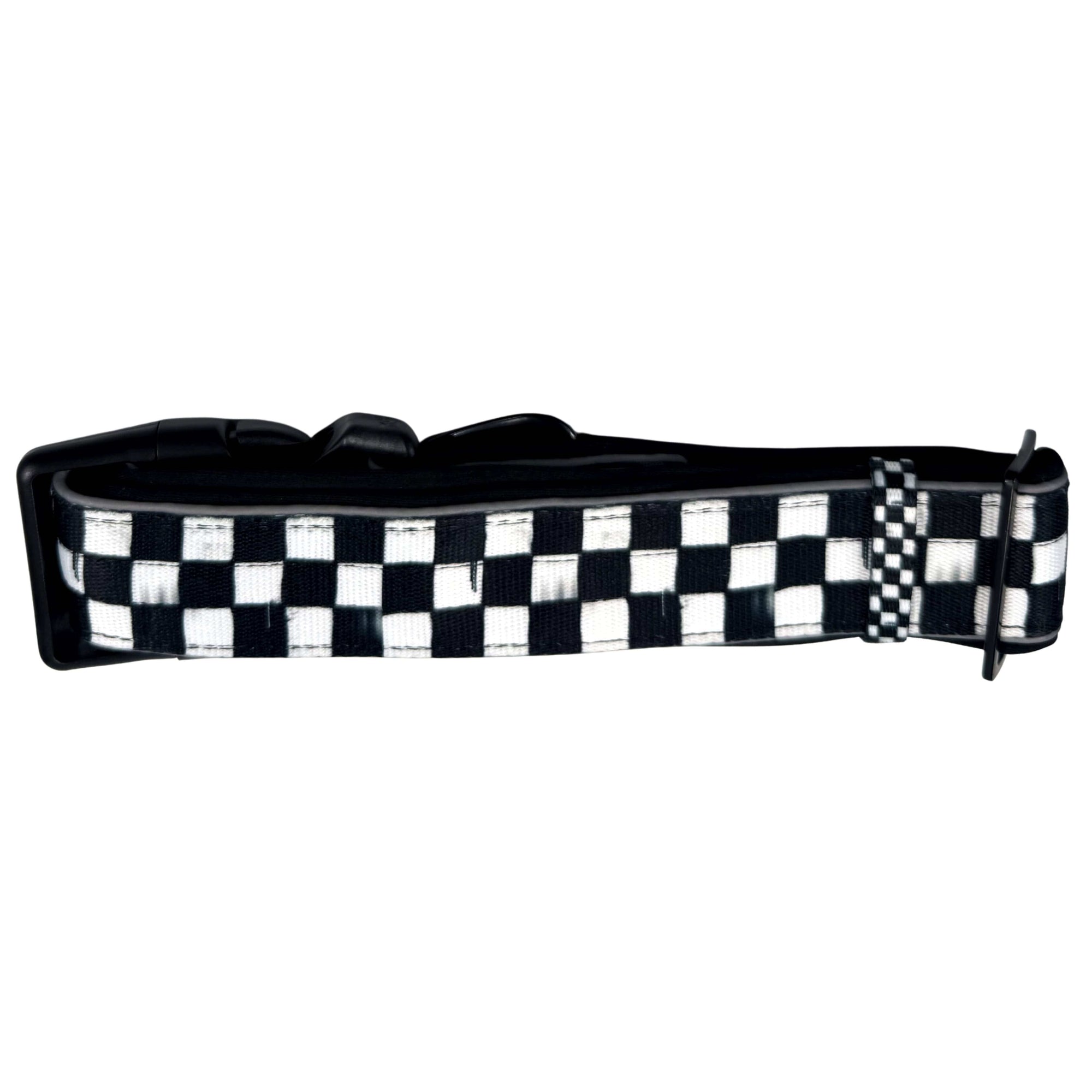 Reflective dog collar with wide checkered strap and black buckle
